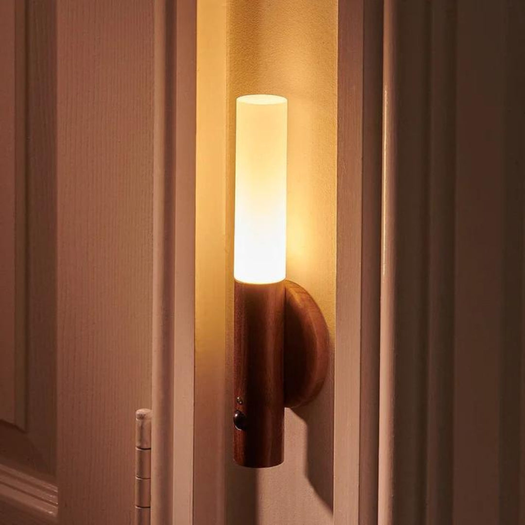 ZenLight - Lampara recargable moderna con sensor de movimiento